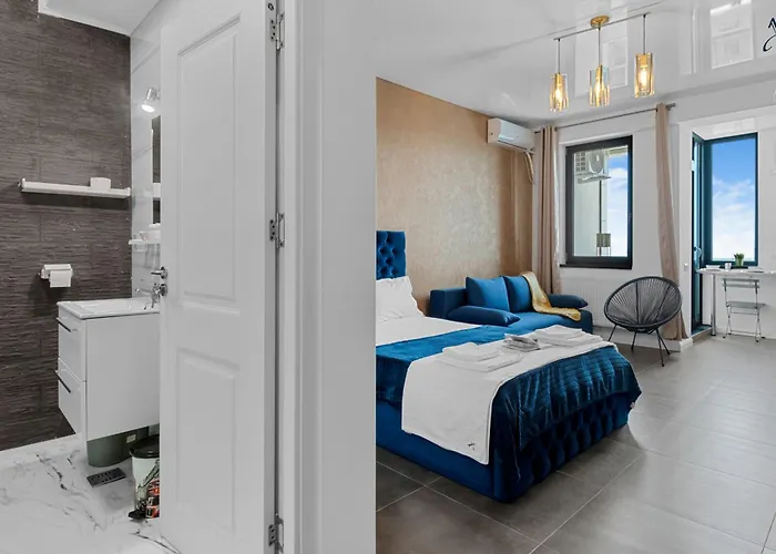 With Sea View & Pool Acces * 那沃达利