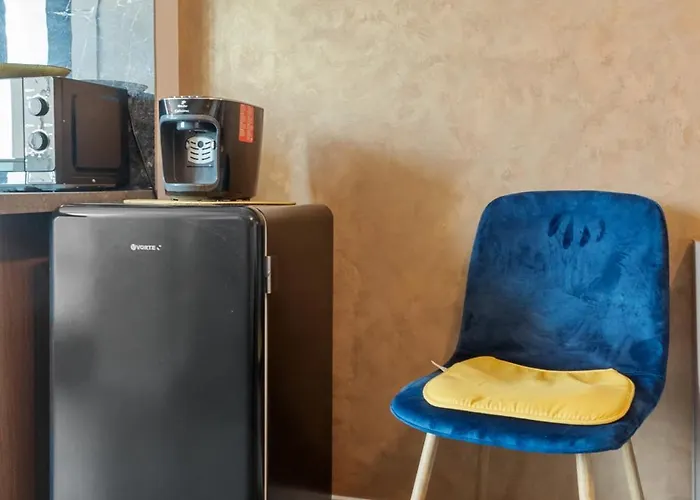 With Sea View & Pool Acces 公寓 那沃达利