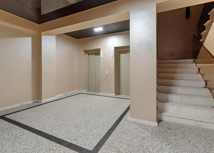 With Sea View & Pool Acces 公寓 *